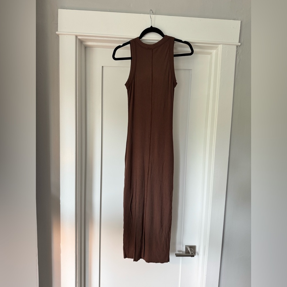 JLUXLABEL Chocolate Brown Ribbed Dress - Picture 4 of 5